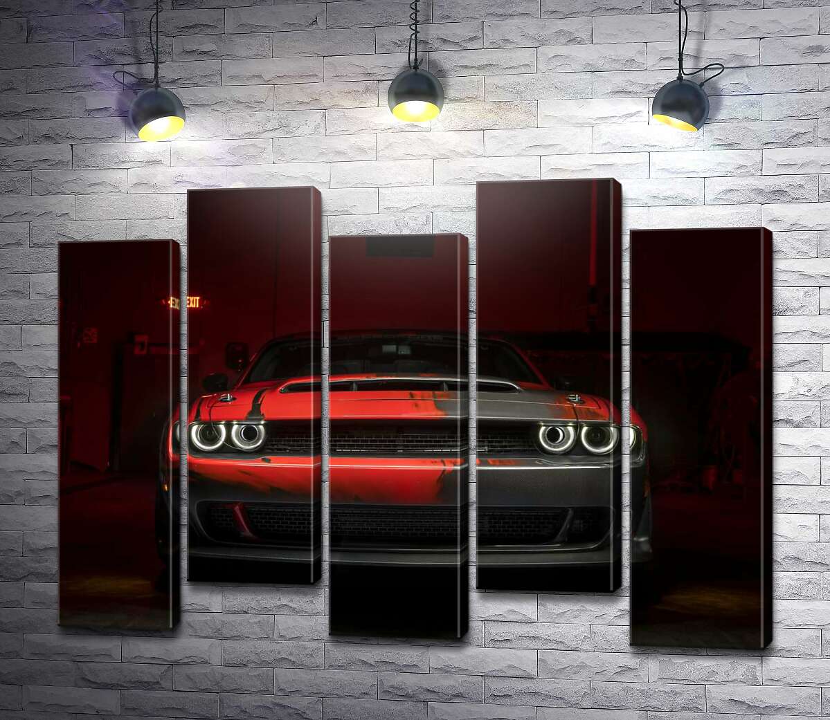 модульна картина Загадковий червоний автомобіль Dodge Challenger виїжджає з тіні (Модуль №30)