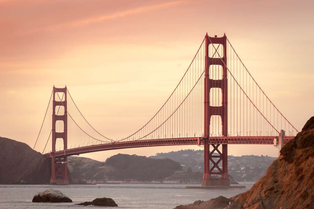 картина-постер Закатное небо над мостом Золотые ворота в Сан-Франциско