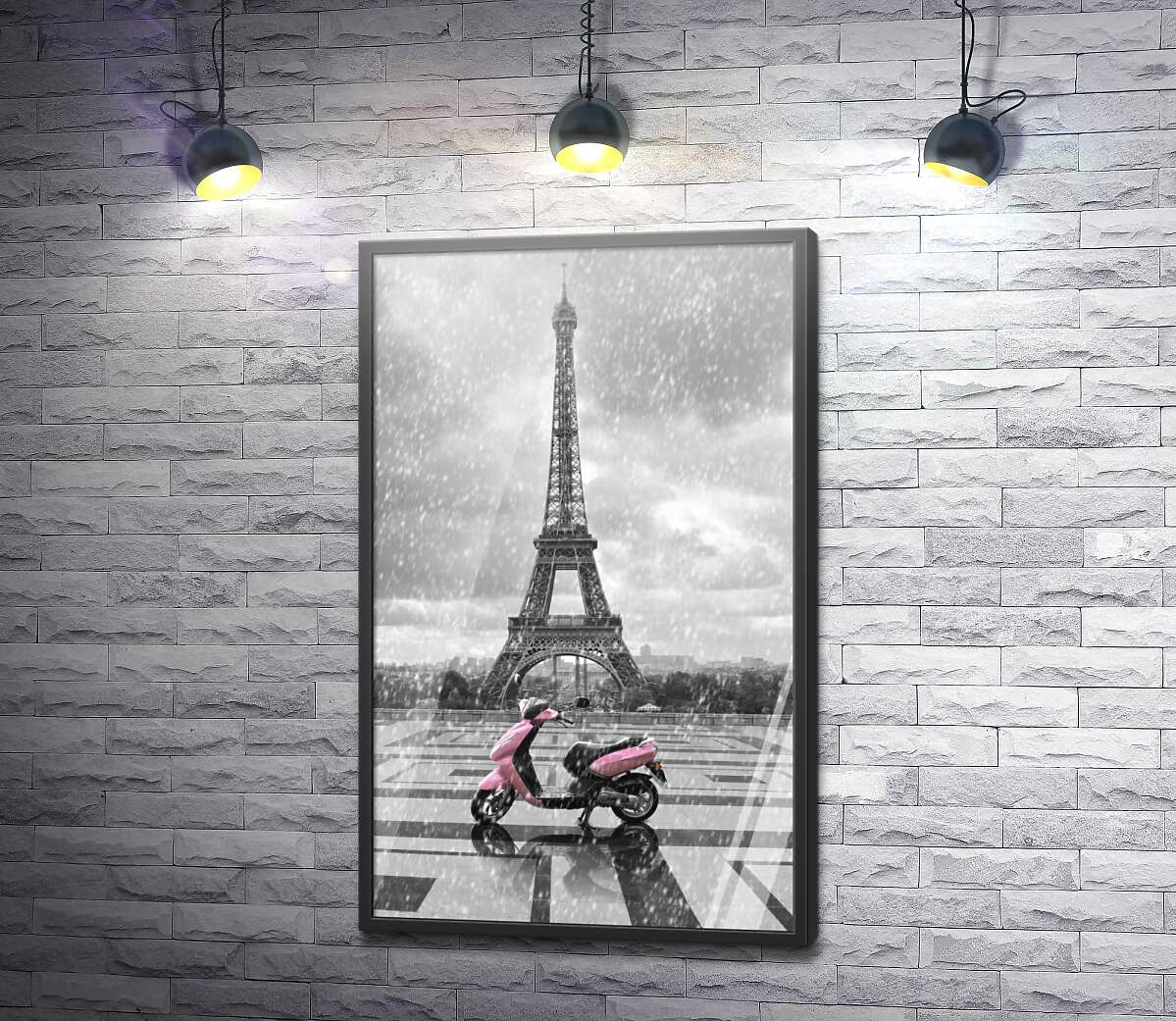 постер Розовый скутер перед Эйфелевой башней