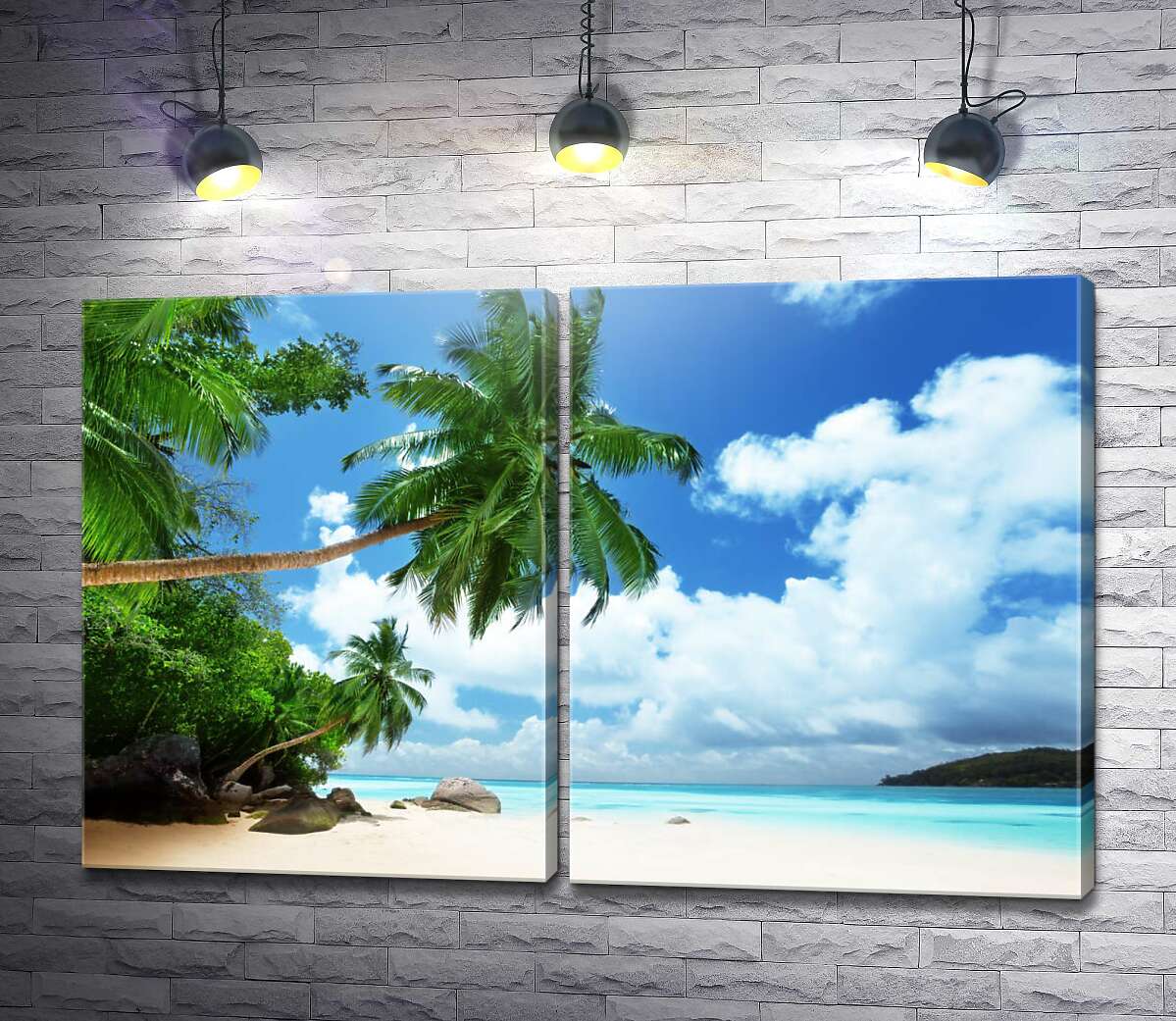 модульная картина Пальмы клонятся к воде на пляже
