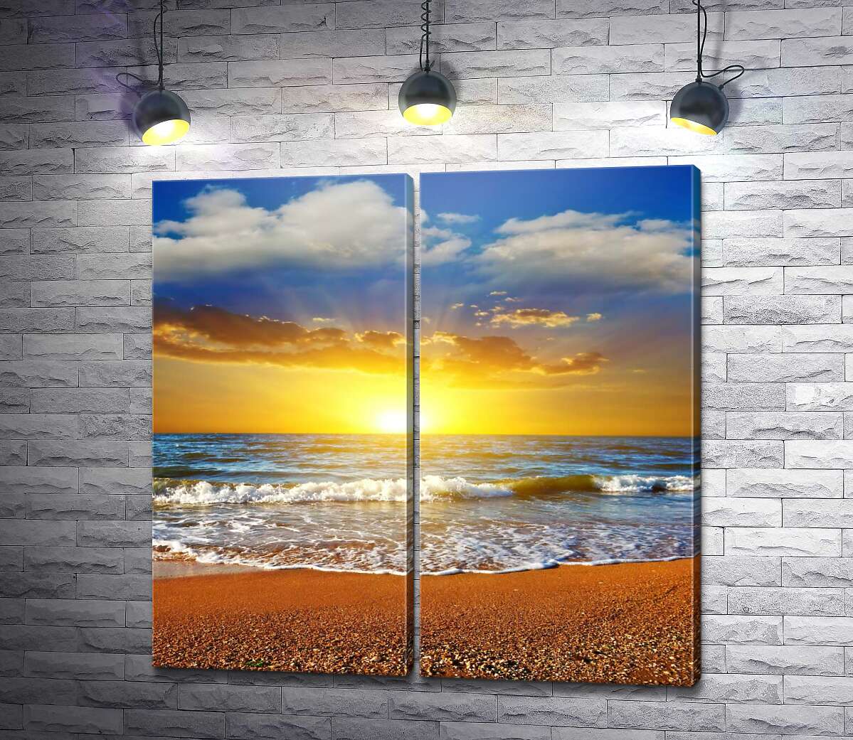 модульная картина Золотые лучи восхода над песчаным пляжем