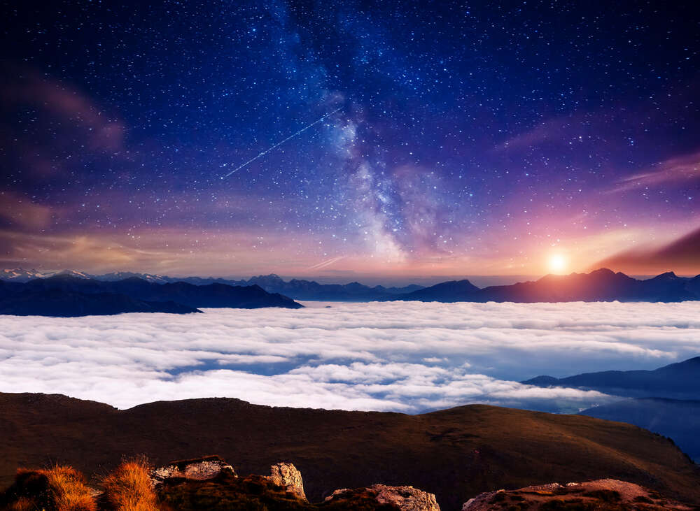 картина-постер Звёздное небо над облаками