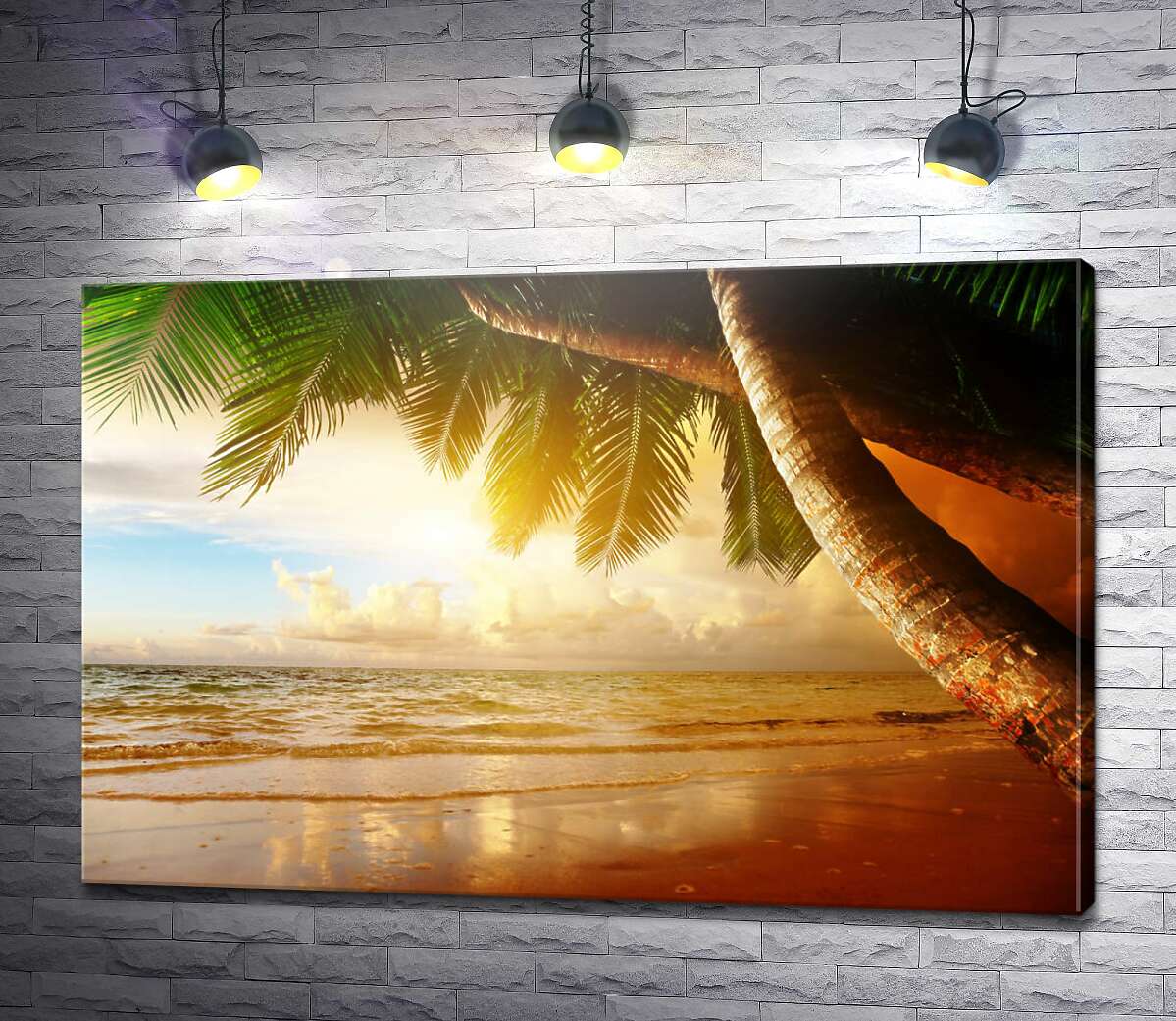 картина Тропічний пляж в золотих променях сонця
