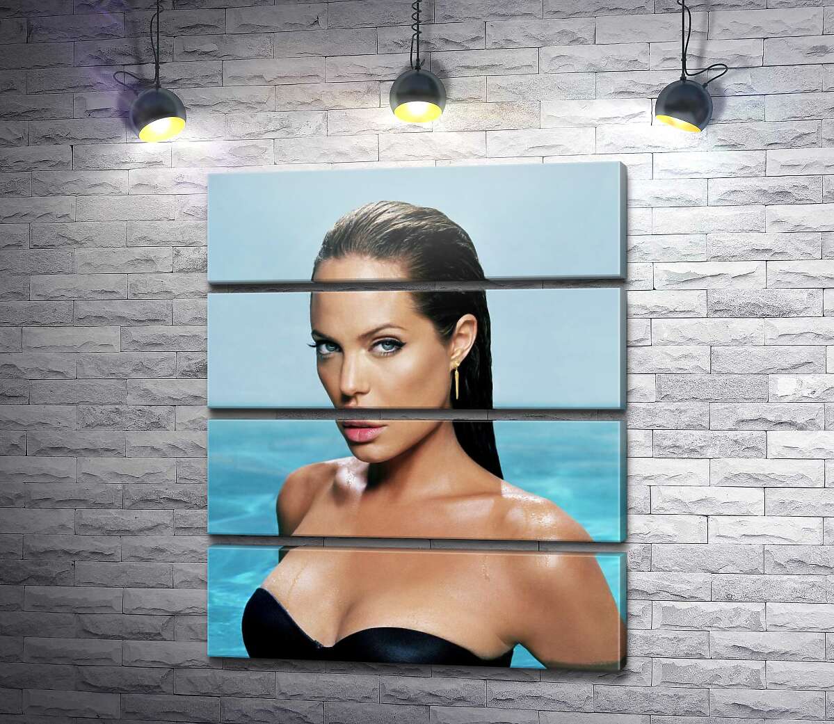 модульная картина Прекрасная Анджелина Джоли в воде (Модуль №22)