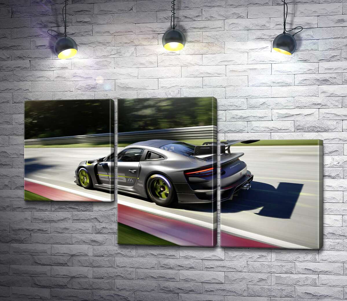 модульная картина Серый автомобиль Porsche 911 GT2 мчит по трассе (Модуль №13)