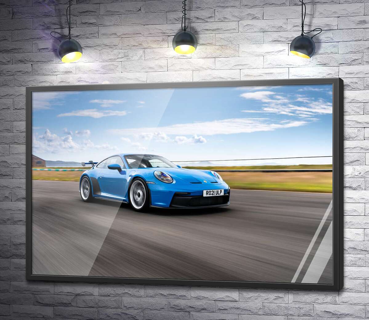 постер Голубой автомобиль Porsche 911 GT3 на трассе