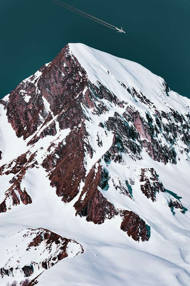 картина-постер Скалистая вершина горы в снегу