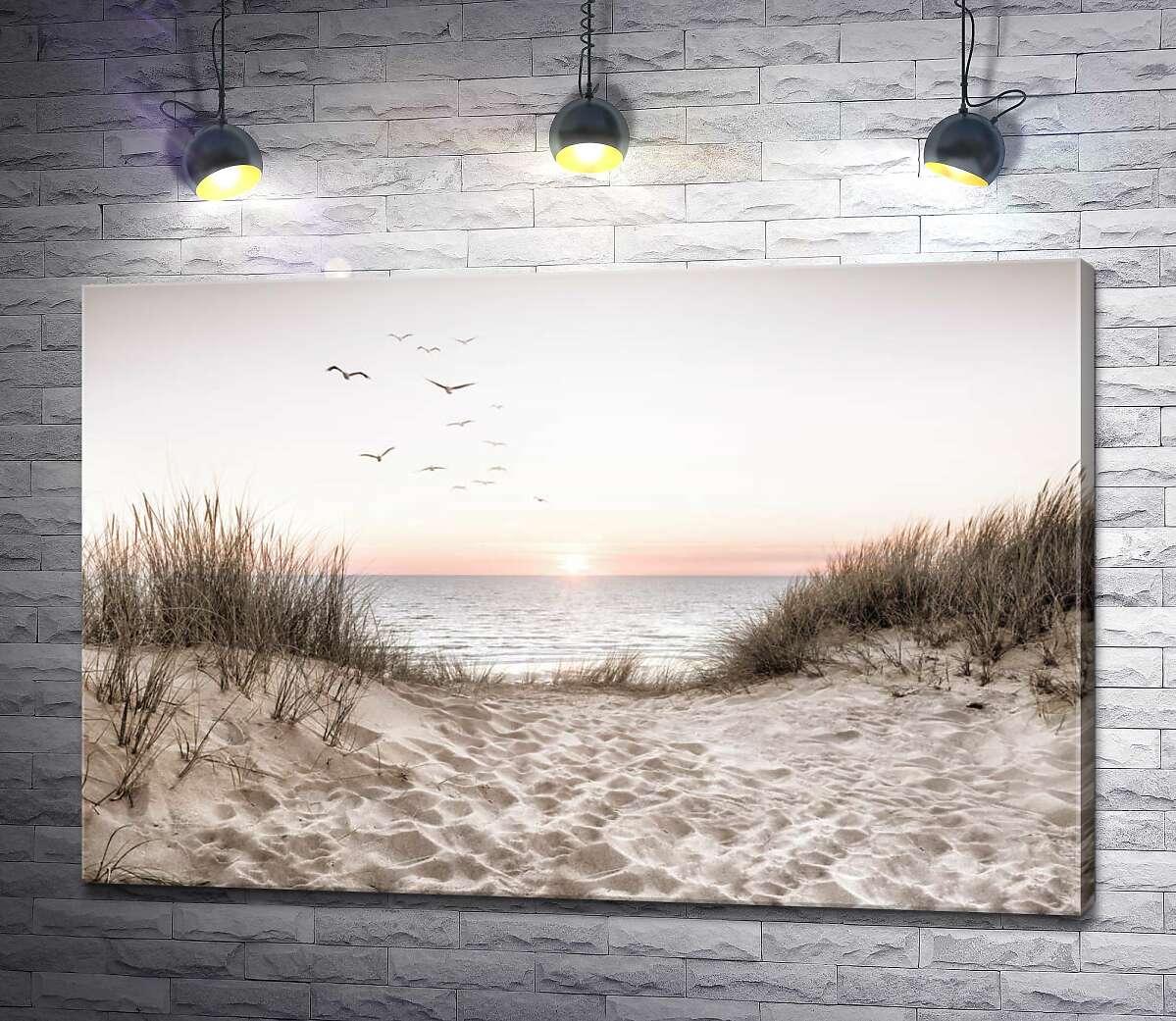 картина Дикий песчаный берег моря