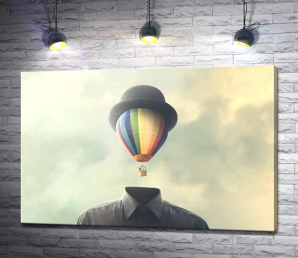 картина Воздушный шар под шляпой котелком