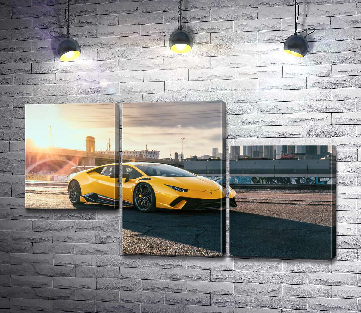 модульна картина Жовтий автомобіль Lamborghini Huracan в променях сонця (Модуль №13)