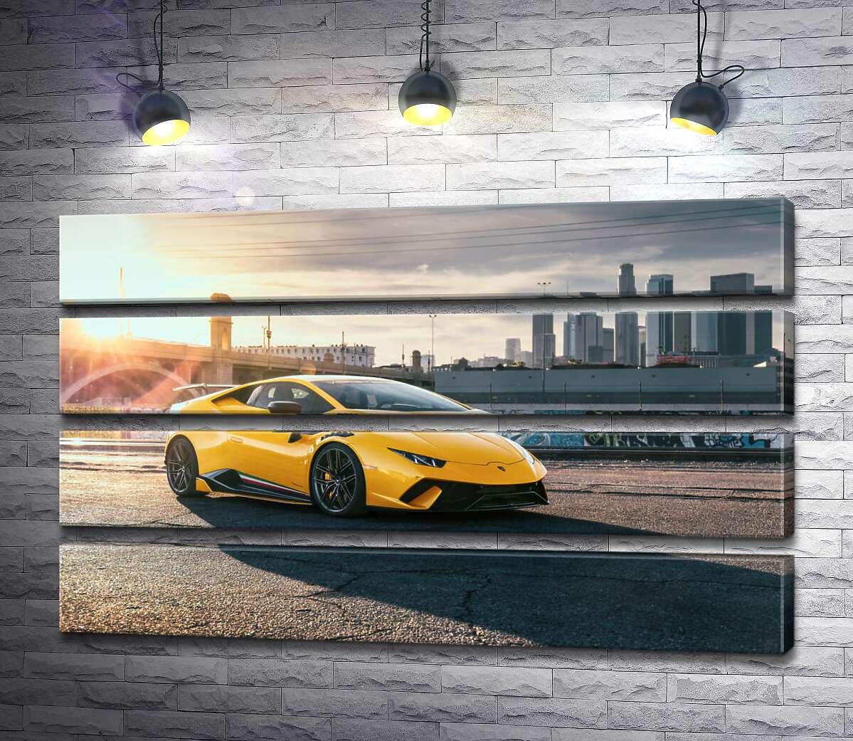 модульна картина Жовтий автомобіль Lamborghini Huracan в променях сонця (Модуль №22)