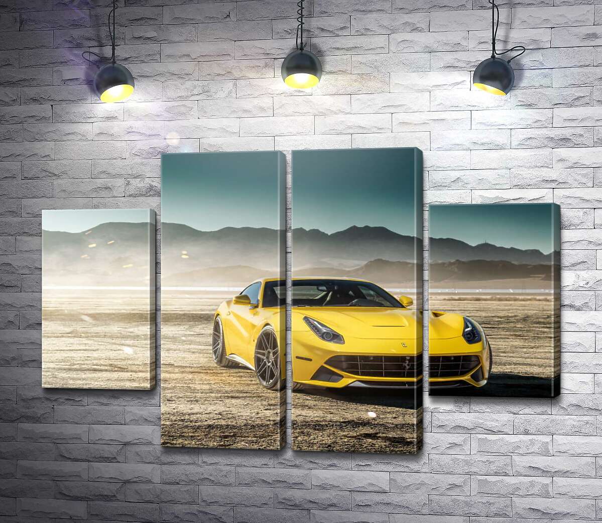 модульна картина Жовтий автомобіль Ferrari F12 berlinetta в пустелі (Модуль №20)