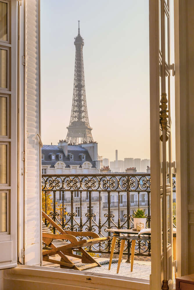 картина-постер Завтрак в Париже с видом на Эйфелеву башню