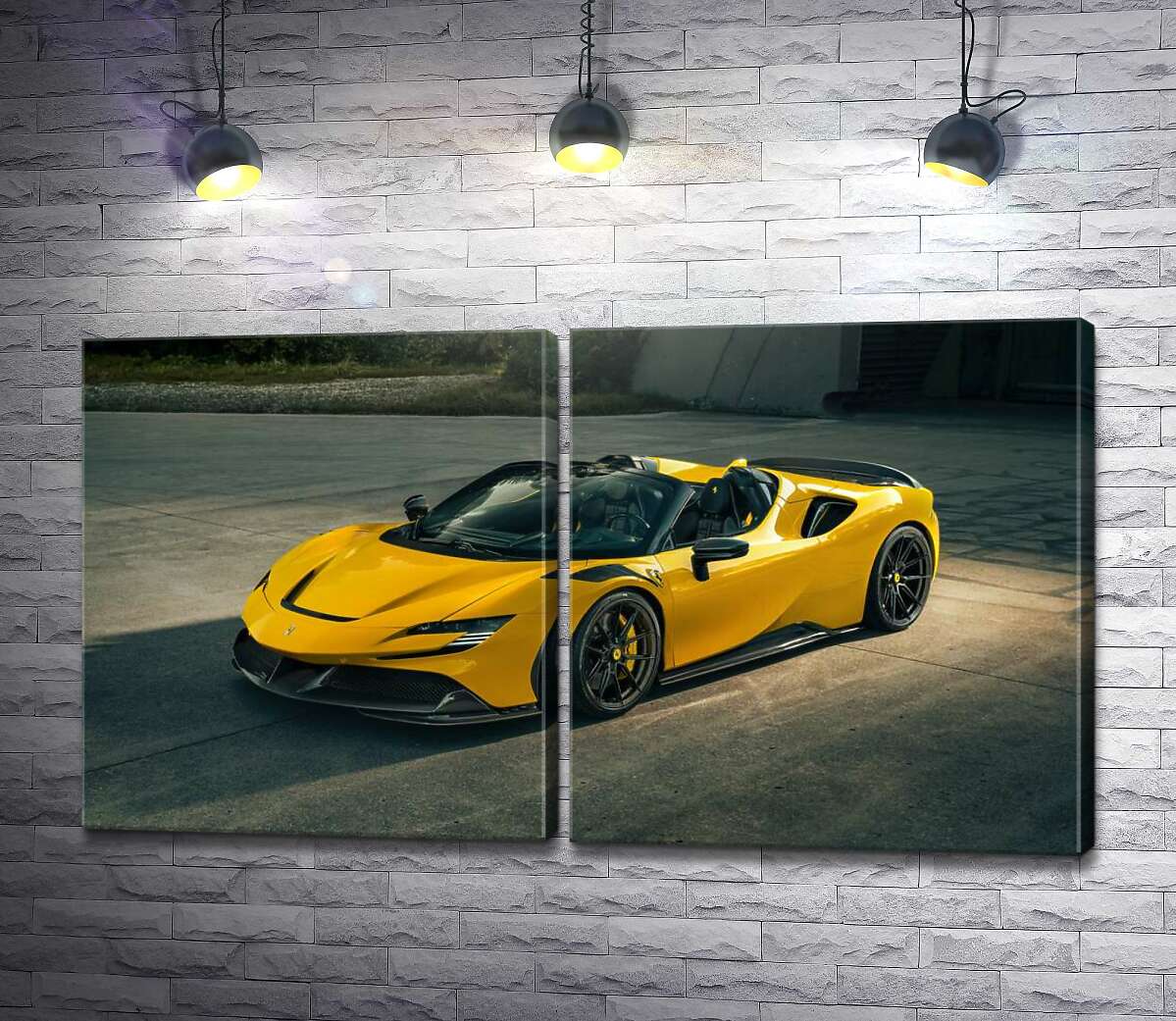модульная картина Золотой кабриолет Ferrari SF90 Spider