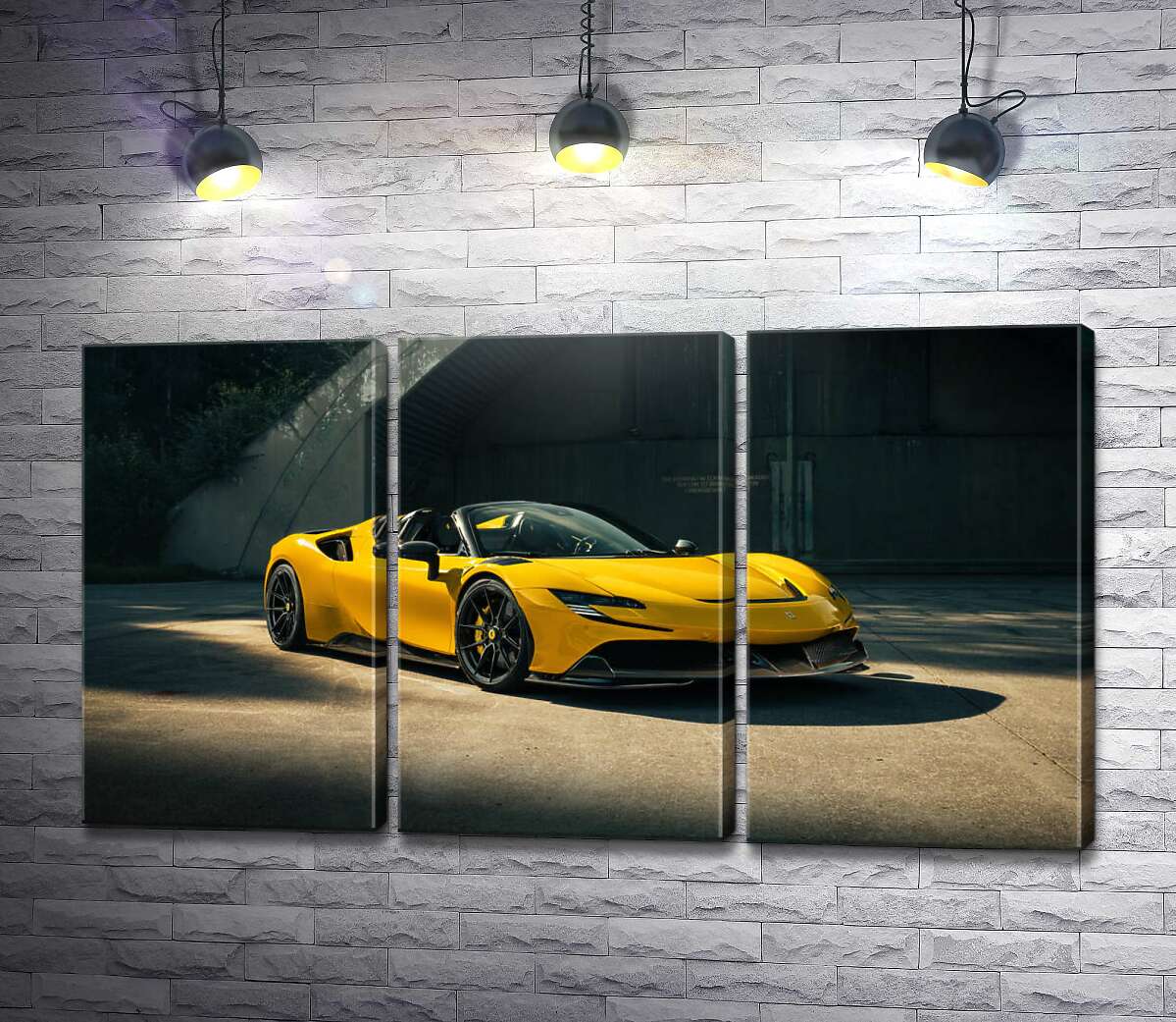 модульна картина Золотий автомобіль Ferrari SF90 Spider (Модуль №2)