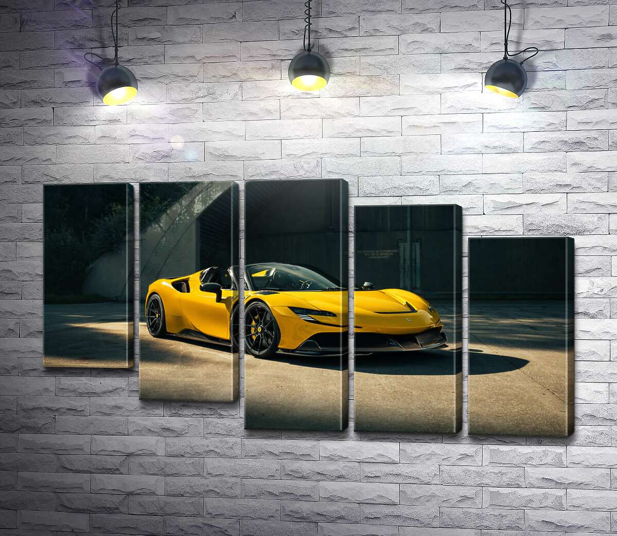 модульна картина Золотий автомобіль Ferrari SF90 Spider (Модуль №28)