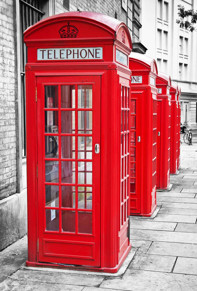 картина-постер Красные телефонные будки Лондона