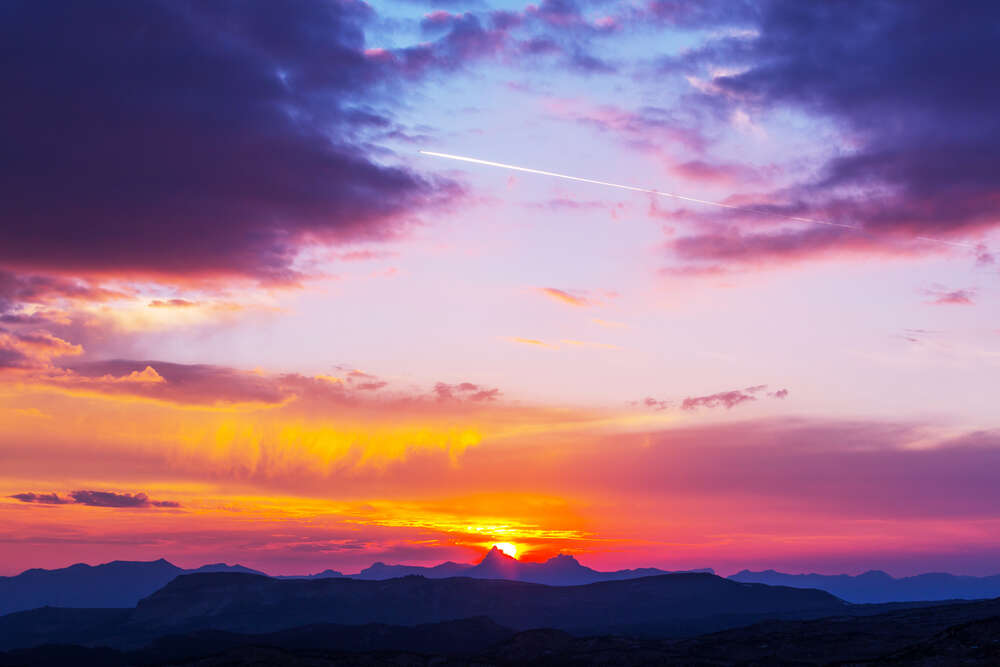 картина-постер Дивовижні фарби заходу сонця в горах