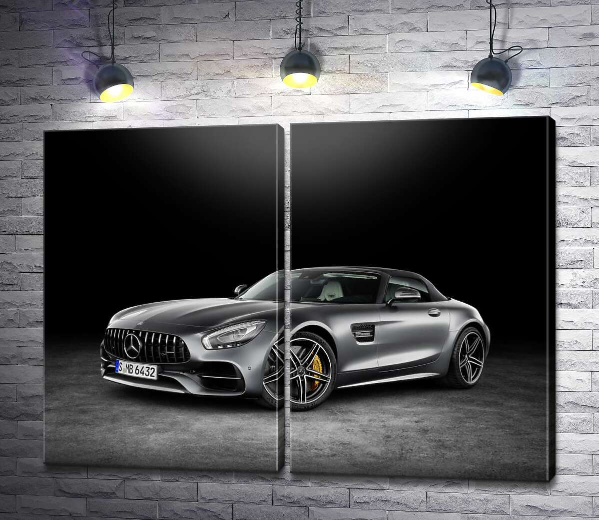 модульна картина Сріблястий автомобіль Mercedes-Benz GT