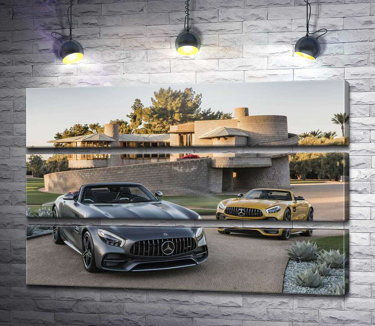 модульная картина Люксовые автомобили Mercedes-Benz AMG GT на заднем дворе виллы (Модуль №15)