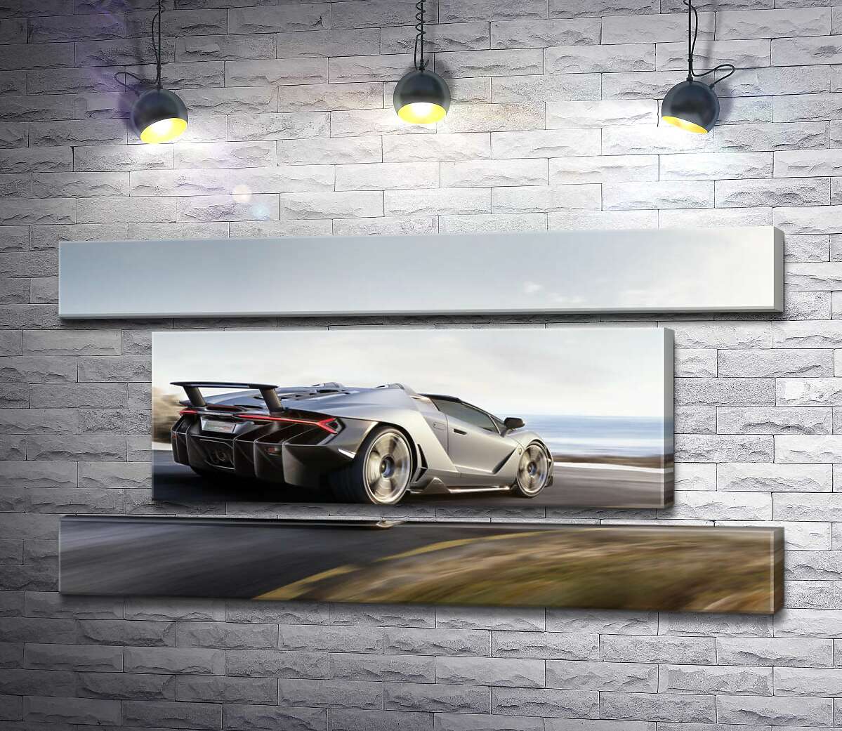 модульна картина Сріблястий автомобіль Lamborghini Centenario мчить по дорозі (Модуль №18)