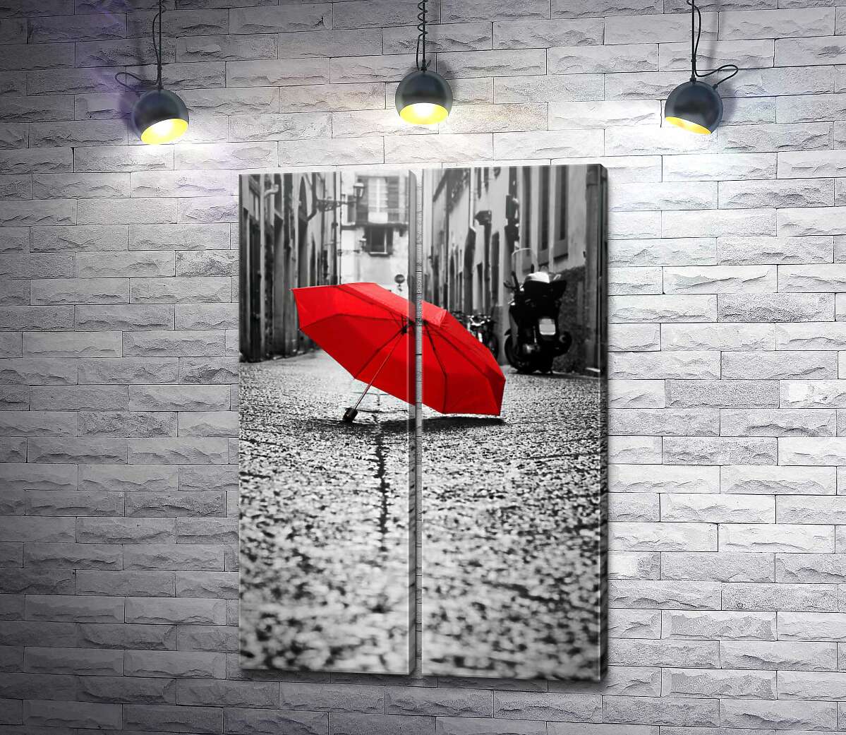 модульная картина Красный зонтик на мокрой улочке