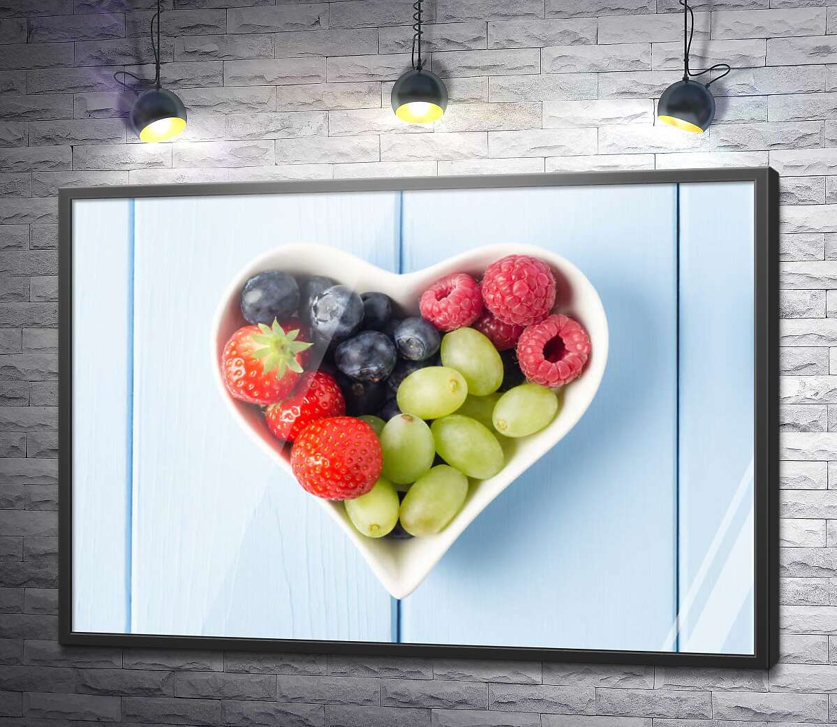 постер Вкусное ягодное сердце
