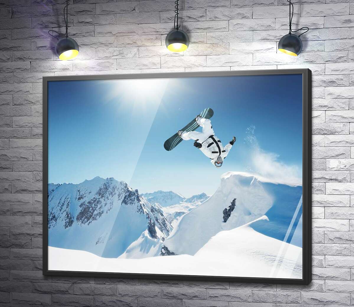 постер Сноубордист в засніжених горах