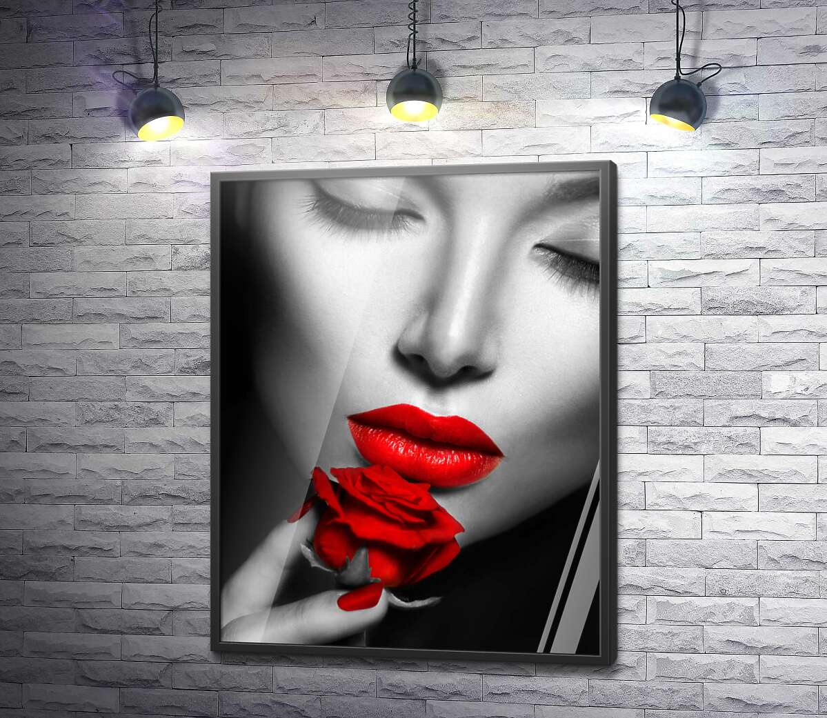 постер Красная роза подчеркивает алые губы девушки