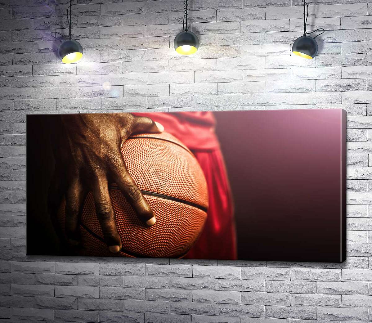 картина Баскетбольный мяч в большой руке спортсмена