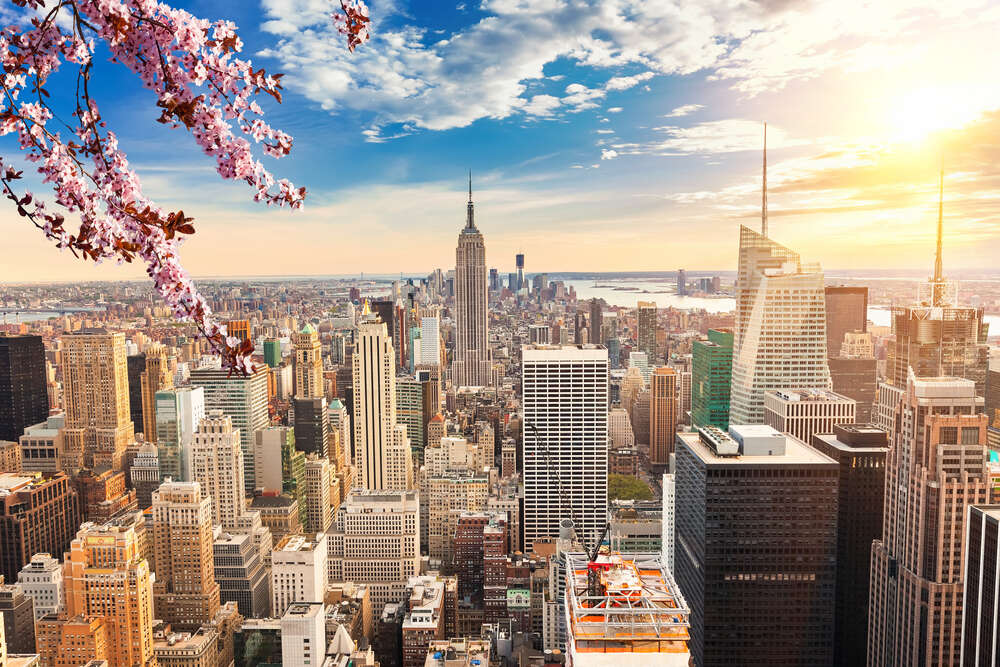 картина-постер Промені сонця висвітлюють весняний Нью-Йорк