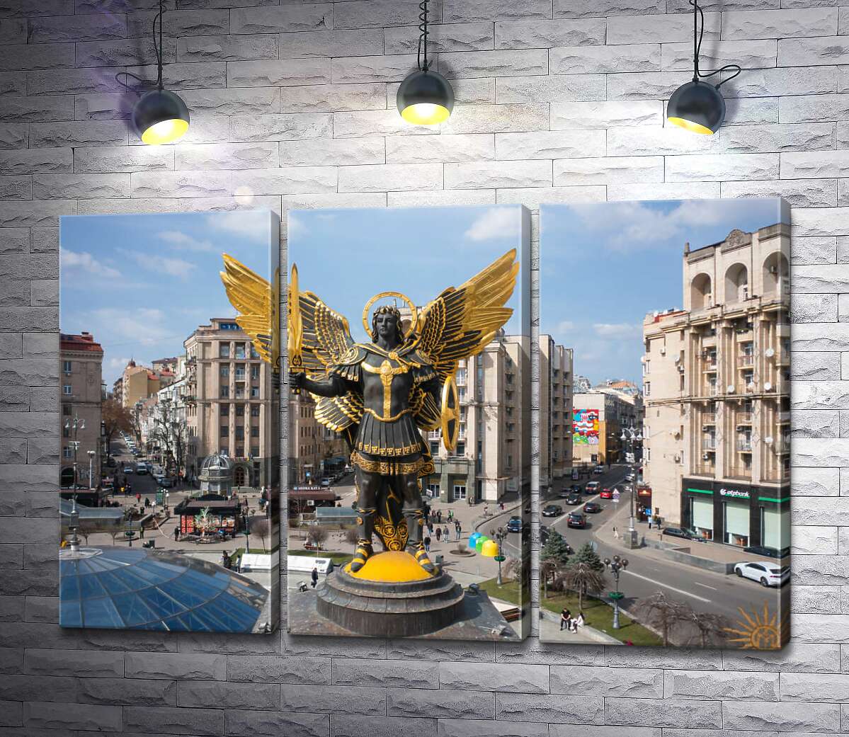 модульна картина Скульптура Архангела Михайла у Києві