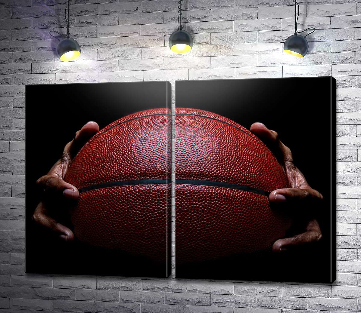 модульная картина Баскетбольный мяч в руках спортсмена