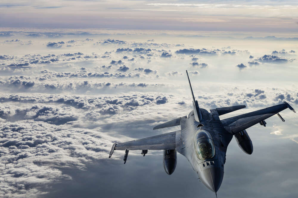 картина-постер Літак F-16 Falcon у небі