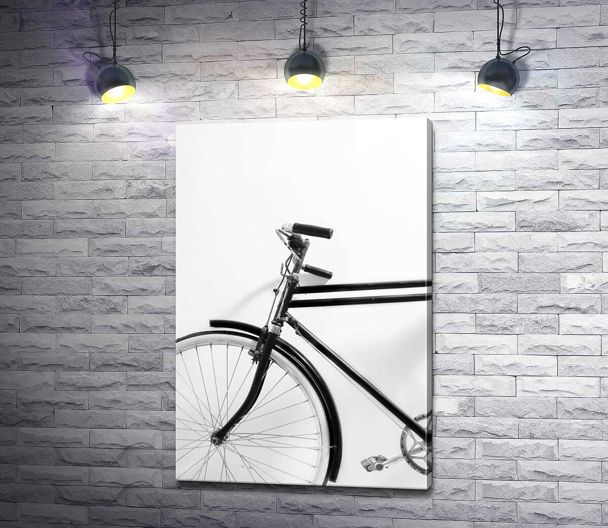 картина Фрагмент черно-белого велосипеда