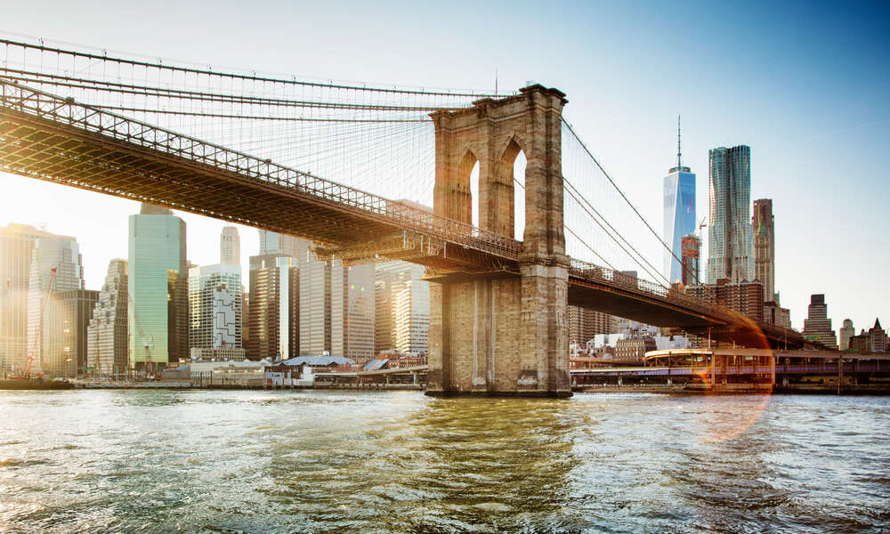 картина-постер Бруклинский мост в Нью Йорке через Ист Ривер