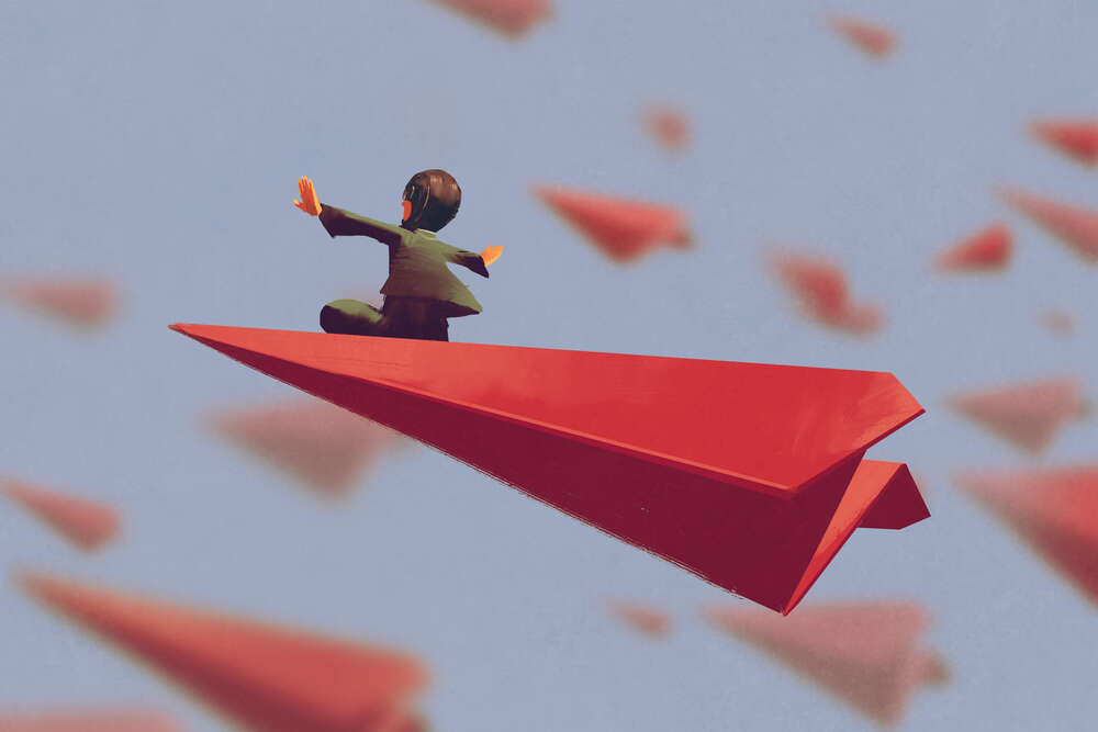 картина-постер Летчик на бумажном красном самолете