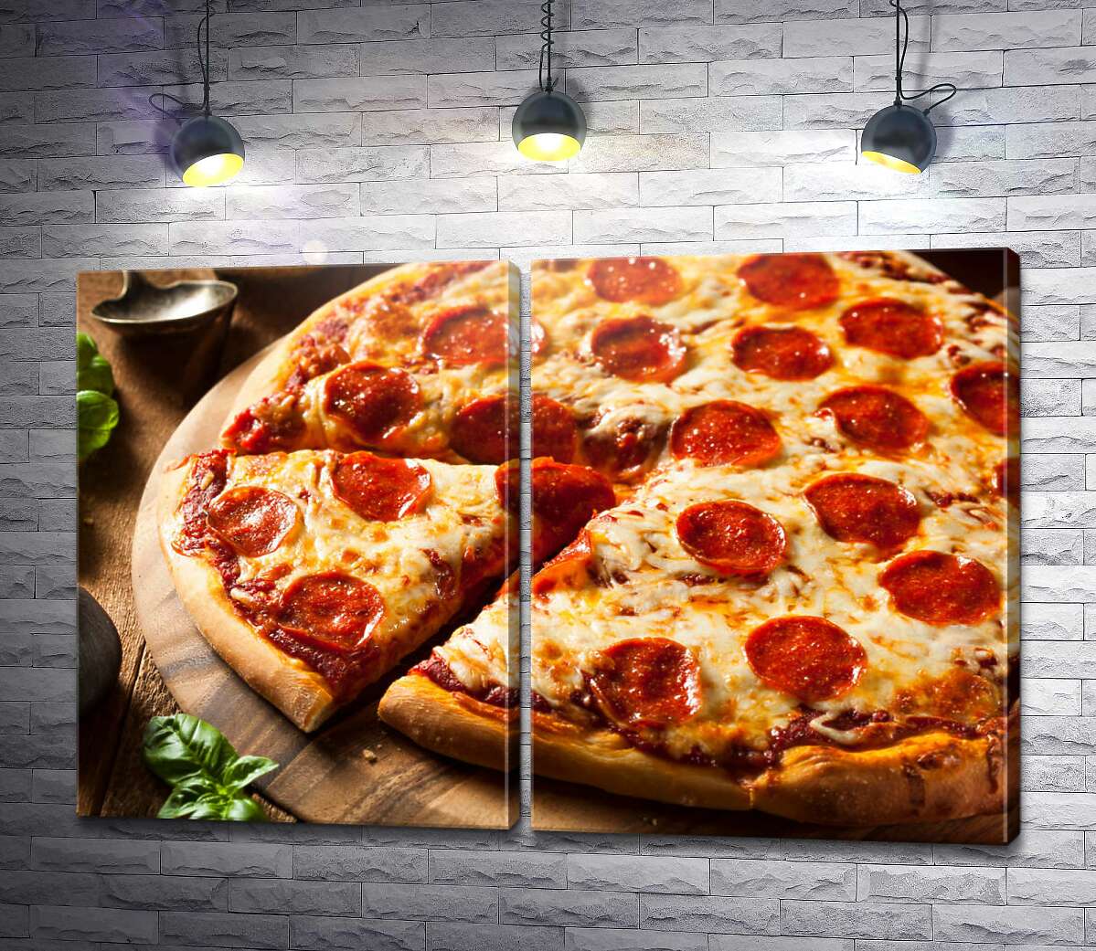 модульна картина Соковита піца з салямі