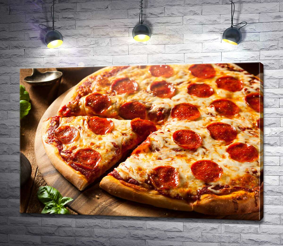 картина Сочная пицца с салями