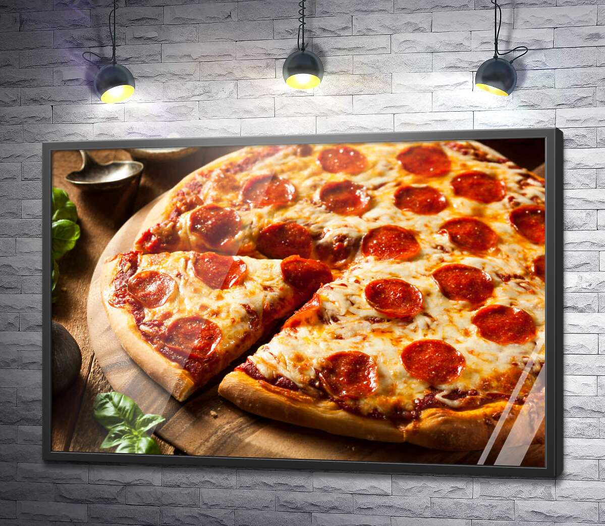 постер Соковита піца з салямі
