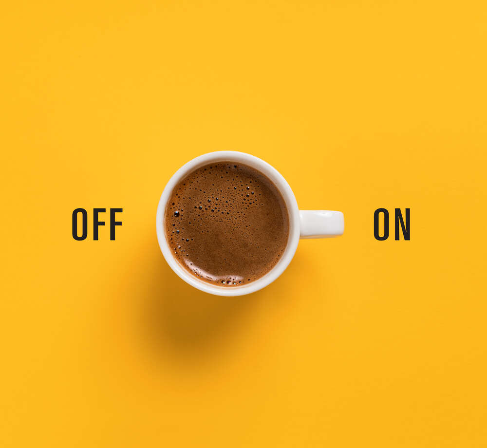 картина-постер Чашка кофе и надпись "On - Off"