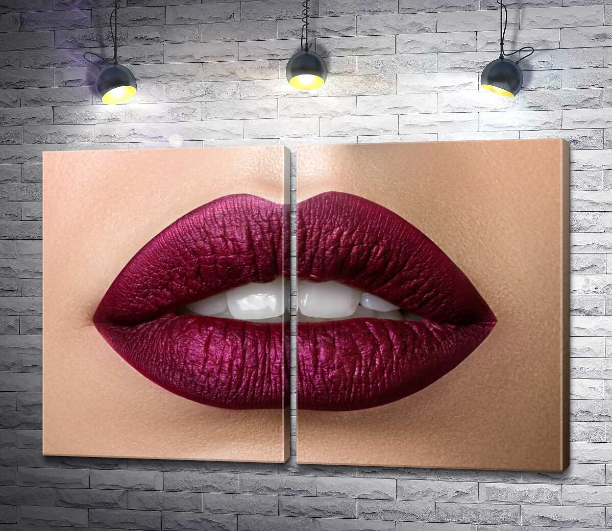 модульна картина Соковито-пурпурні жіночі губи