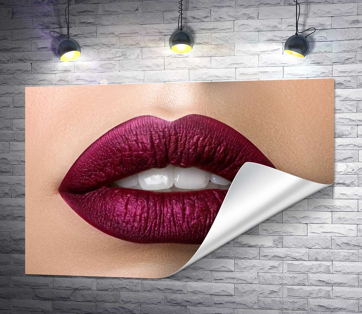 печать Сочно-пурпурные женские губы