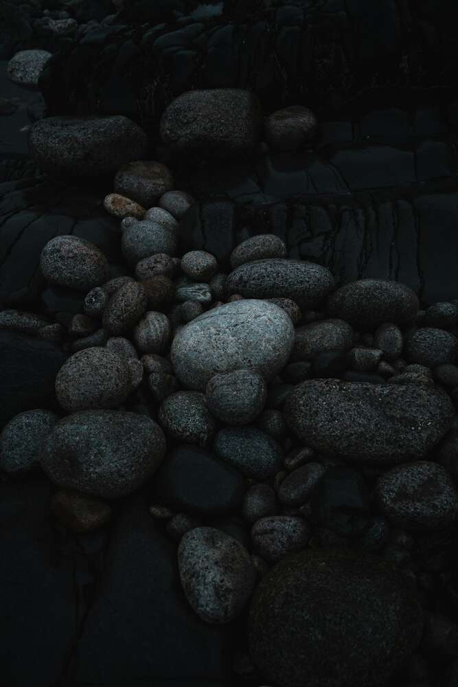 картина-постер Морські камені у темряві