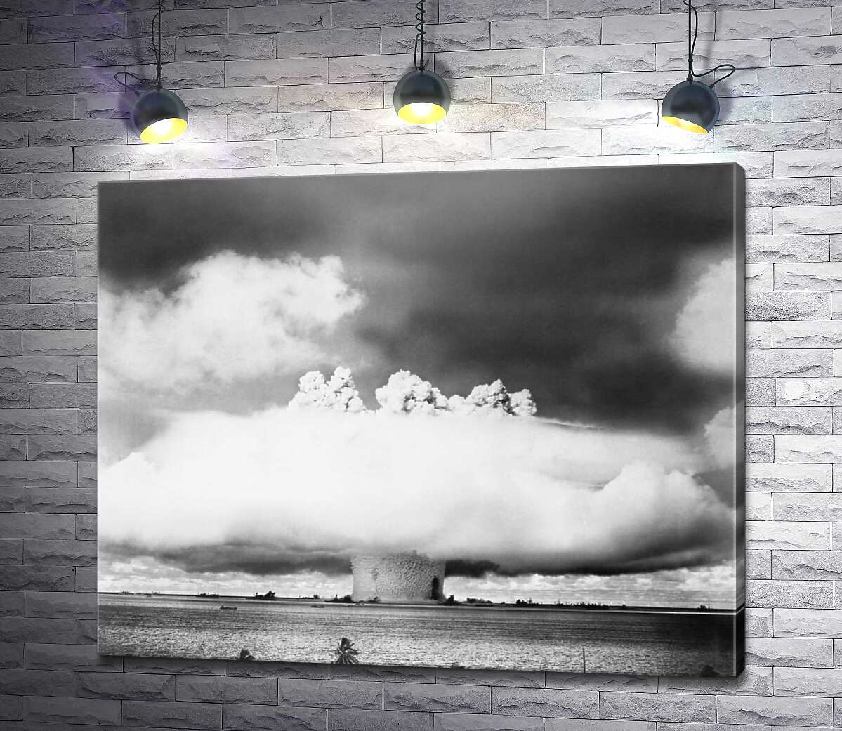 картина Взрыв атомной бомбы